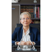 Zeynep Gülay ÖRSÇEKİÇ