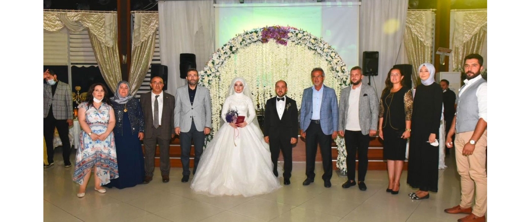 Genç PESİAD Yönetim Kurulu Üyemiz Cüneyt Şallı nın Düğününe Katılım Sağladık