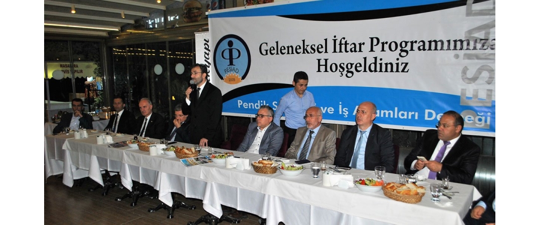 Geleneksel PESİAD İftarı