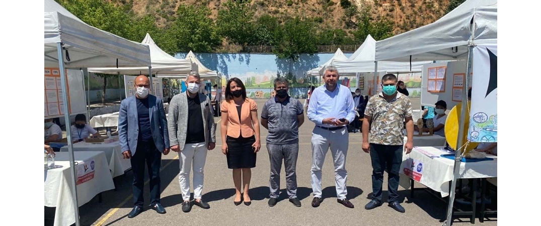 Mehmet Akif Ersoy Ortaokulu Tübitak Bilim Fuarına Katılım Sağladık