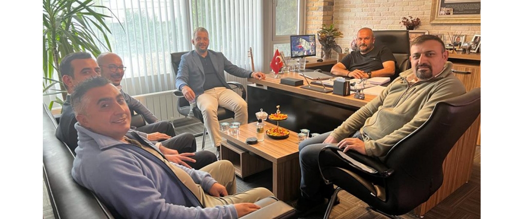 Üyemiz İz Hırdavat firma sahibi Sn. Duran DEMİRİZ’e ziyarette bulunduk