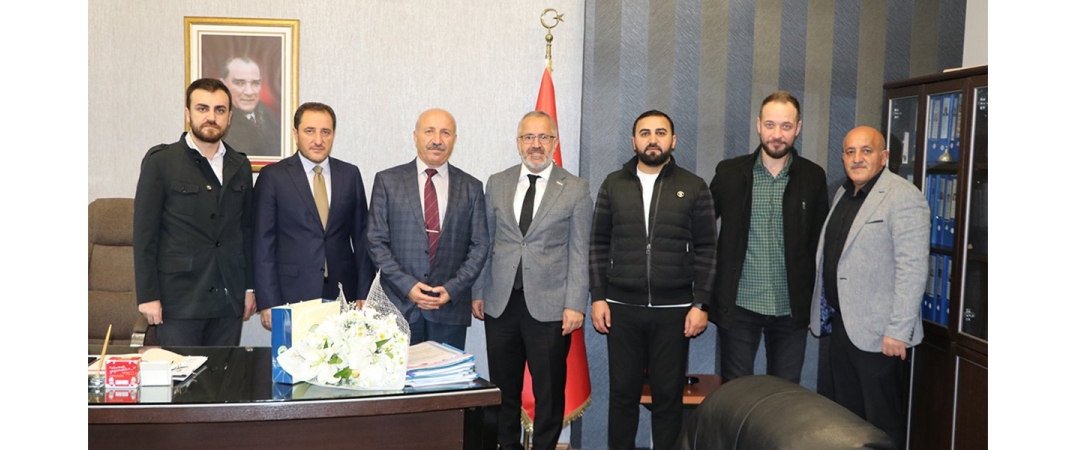 24 Kasım Öğretmenler Günü Vesilesiyle Öğretmenlerimizi Ziyaret Ederek, Kendilerine Hediyelerini Takdim Ettik