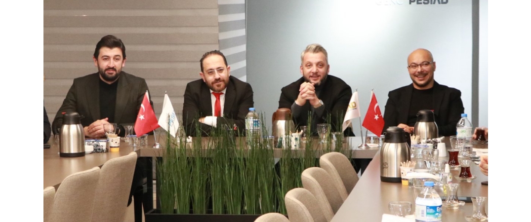 PESİAD - Genç PESİAD Ortak Yönetim Kurulu Toplantısı, toplantımıza konuk olarak KOSGEB İstanbul İMES Müdürü Sn. Ertuğrul ÇETİNKAYA ve beraberindeki heyet teşrif ettiler