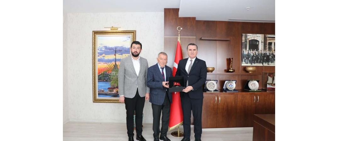 Pendik İlçe Kaymakamımız Sayın Mehmet YILDIZ’ı makamında ziyaret ettik.