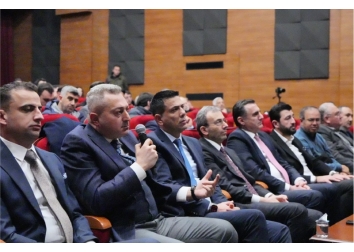 “Suriye Halk Devrimi ve Türk Dış Politikasında Suriye” başlıklı panel düzenlendi.