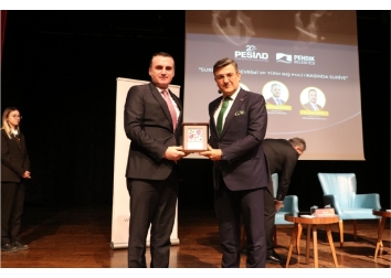 “Suriye Halk Devrimi ve Türk Dış Politikasında Suriye” başlıklı panel düzenlendi.