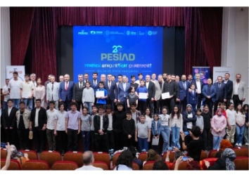 5.sini düzenlediğimiz "PESİAD Pendikli Gençler İcat Çıkartıyor Yarışması"nın Ödül Töreni Yunus Emre Kültür Merkezi'nde gerçekleştirildi.