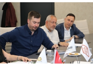 Fen Koleji Firma Sahibi Sn. Zeynep Gülay ÖRSÇEKİÇ, PESİAD Kadın Komisyonu'ndan Sorumlu Başkan olarak seçilmiştir.