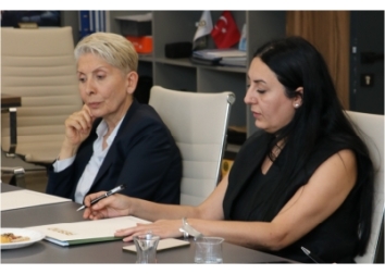 Fen Koleji Firma Sahibi Sn. Zeynep Gülay ÖRSÇEKİÇ, PESİAD Kadın Komisyonu'ndan Sorumlu Başkan olarak seçilmiştir.