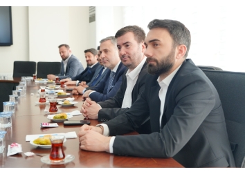 PESİAD Yönetim Kurulu olarak Pendik Belediye Başkanımız Sn. Ahmet CİN'e ziyarette bulunduk.