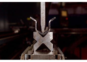 Eşsiz Metal Mak. İnş. San. Tic. Ltd. Şti.