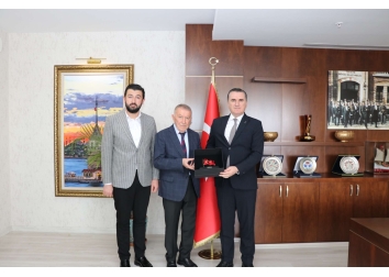 Pendik İlçe Kaymakamımız Sayın Mehmet YILDIZ’ı makamında ziyaret ettik.