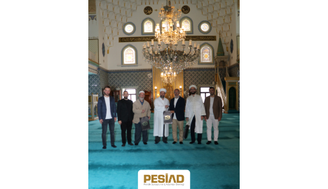 Sosyal İşler Birimimiz, Camiler ve Din Görevlileri Haftası dolayısıyla Pendik Merkez Çarşı Camii’ni ziyaret gerçekleştirdi.