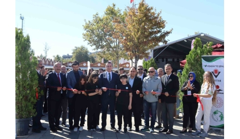 PESİAD, Pendik Belediyesi ve İstanbul Gedik Üniversitesi paydaşlığında gerçekleştirdiğimiz “Pendik’te Şenlik Var” projemizin açılışı; Pendik Sahil Etkinlik Alanı’nda yoğun katılımla gerçekleştirildi.