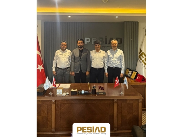 İstanbul Meslekte Birlik Derneği Pendik İlçe Başkanı Sn. Şükrü EREN, derneğimizi ziyaret etmiştir. 