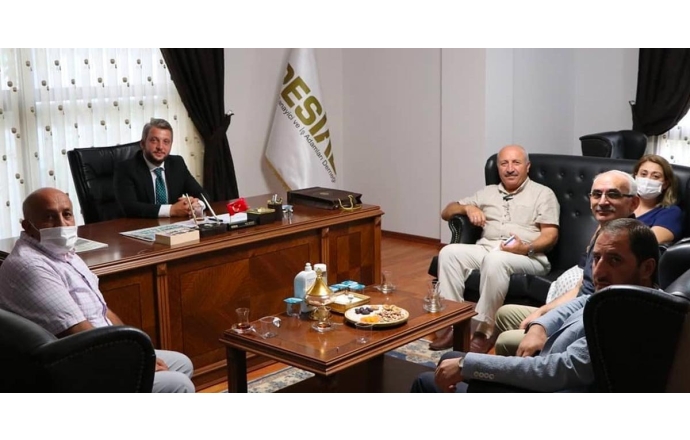 Pendik Merkez İlkokul Müdürü Yakup Yanık ve Çalışma Arkadaşlar Başkanımıza Ziyarette Bulundu