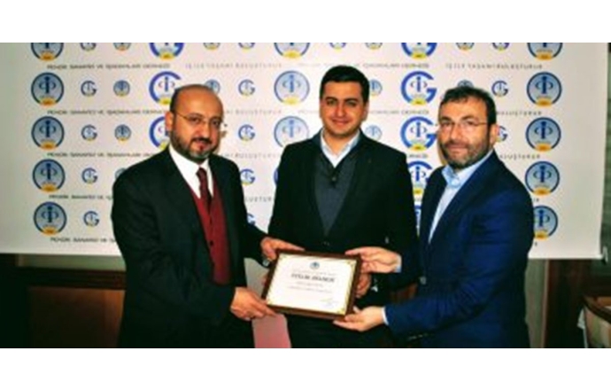 Yalçın Akdoğan PESİAD’ta