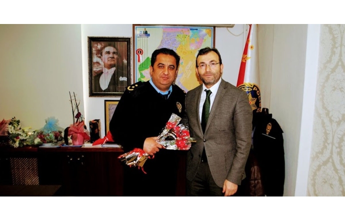 “TAM DESTEK HEP DESTEK TERÖRE LANET”