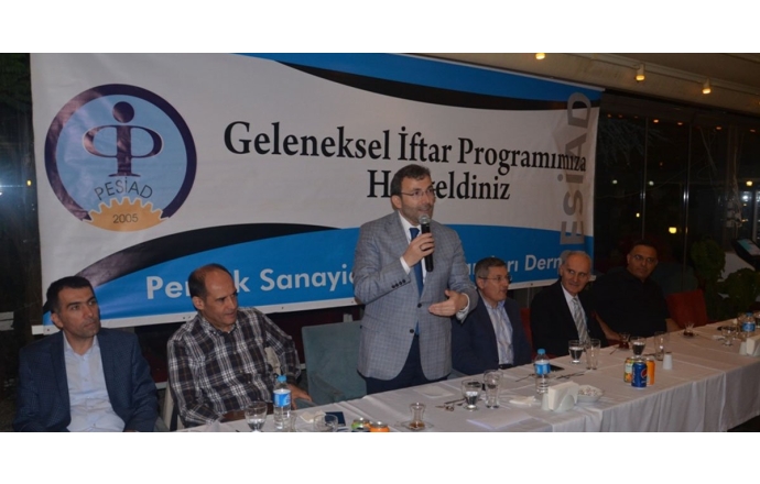 Geleneksel PESİAD İftarı 2016