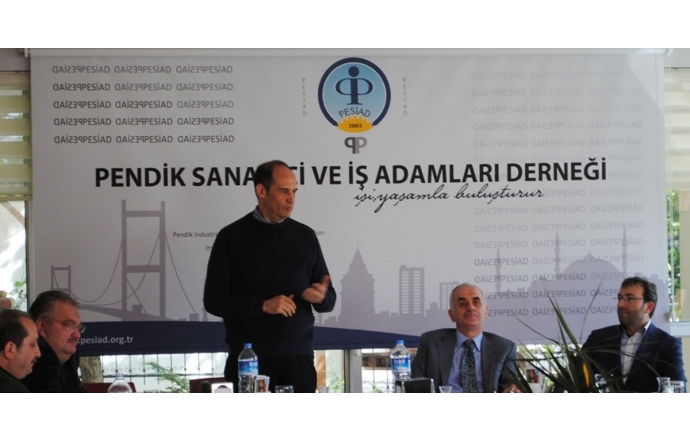 Ev sahipliğini Mehmet Oğuz’un yaptığı Gelenekselleşen Onur Kurulu Kahvaltısı