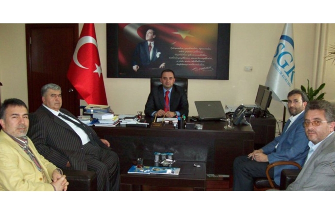 Pendik SGK Müdürü Kenan Koçak’ı makamında ziyaret ettik