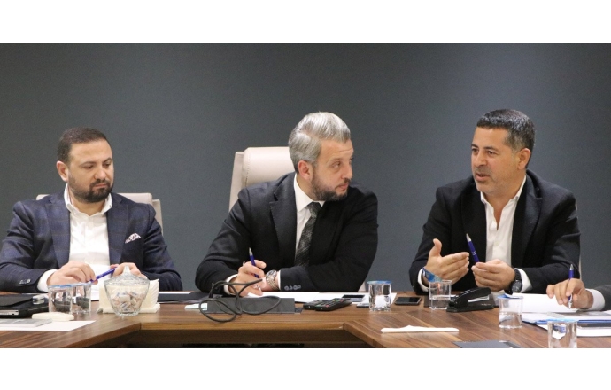 Yönetim Kurulu Toplantımızı Siltaş Yapı Firma Sahibi Murat Özdemir’in Ofisinde Gerçekleştirdik