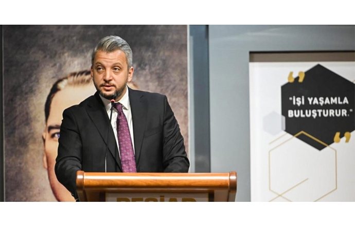 PESİAD öncülüğünde dernek binamızda İTO Başkanı Sn. Şekib AVDAGİÇ’in katılımlarıyla “İTO Özel Paneli” düzenlendi