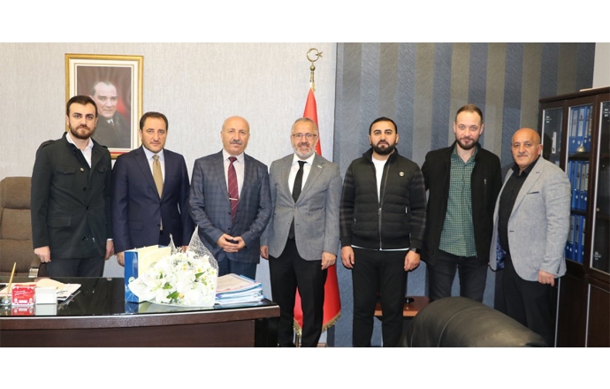 24 Kasım Öğretmenler Günü Vesilesiyle Öğretmenlerimizi Ziyaret Ederek, Kendilerine Hediyelerini Takdim Ettik