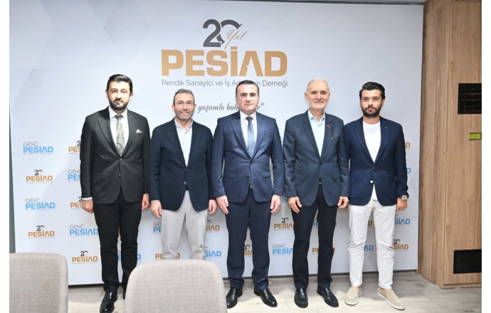 2025-2026 PESİAD Sezon Açılış Toplantımızı, Kıymetli Onur Kurulu Üyelerimizin katılımlarıyla gerçekleştirdik.