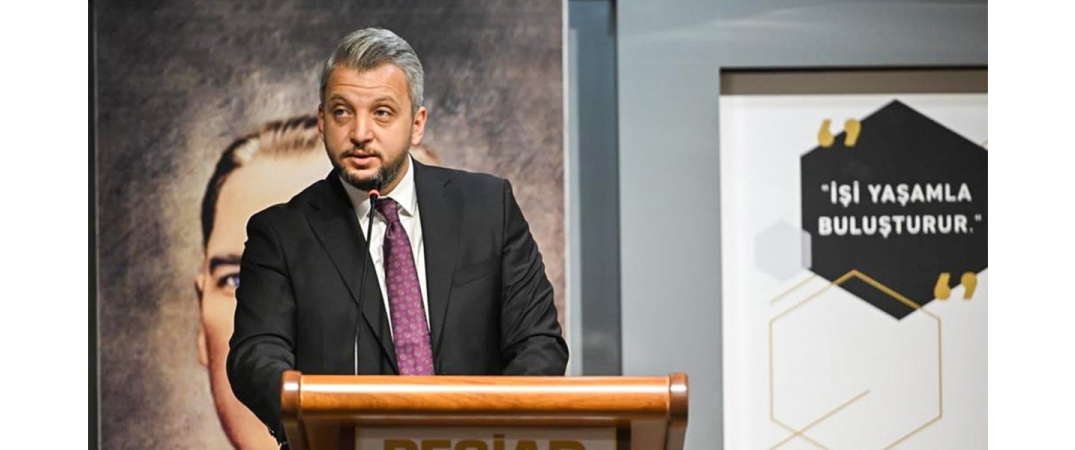 PESİAD öncülüğünde dernek binamızda İTO Başkanı Sn. Şekib AVDAGİÇ’in katılımlarıyla “İTO Özel Paneli” düzenlendi
