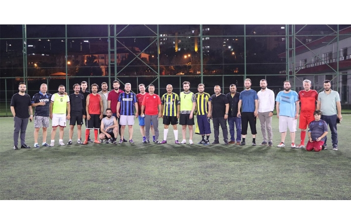Yönetim Kurulu Üyelerimizin Karşı Karşıya Geldiği Futbol Müsabakası