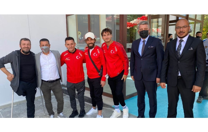 Avrupa Şampiyonu Milli Takımımızla Bir Araya Geldik