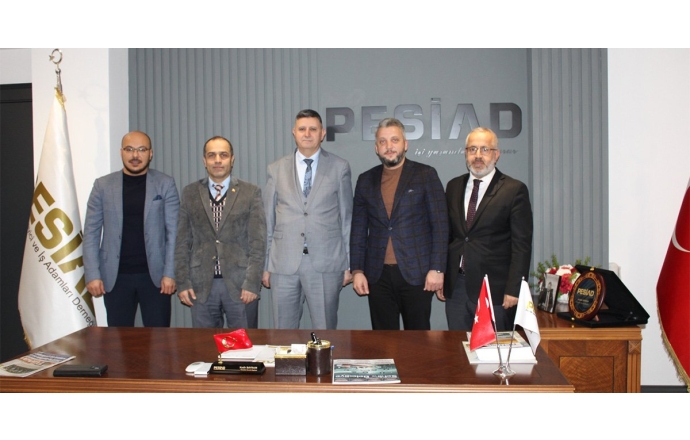 Pendik SGK İlçe Müdürü Sn. Ali KAÇMAZ ve Merkez Müdür Yardımcısı Sn. İbrahim KOVAR, Başkanımıza ziyarette bulundular